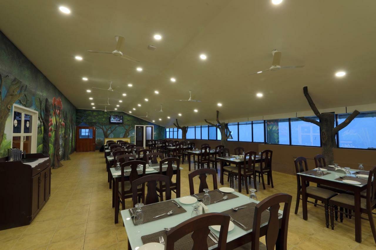 Hotel Tea Castle Munnar Zewnętrze zdjęcie
